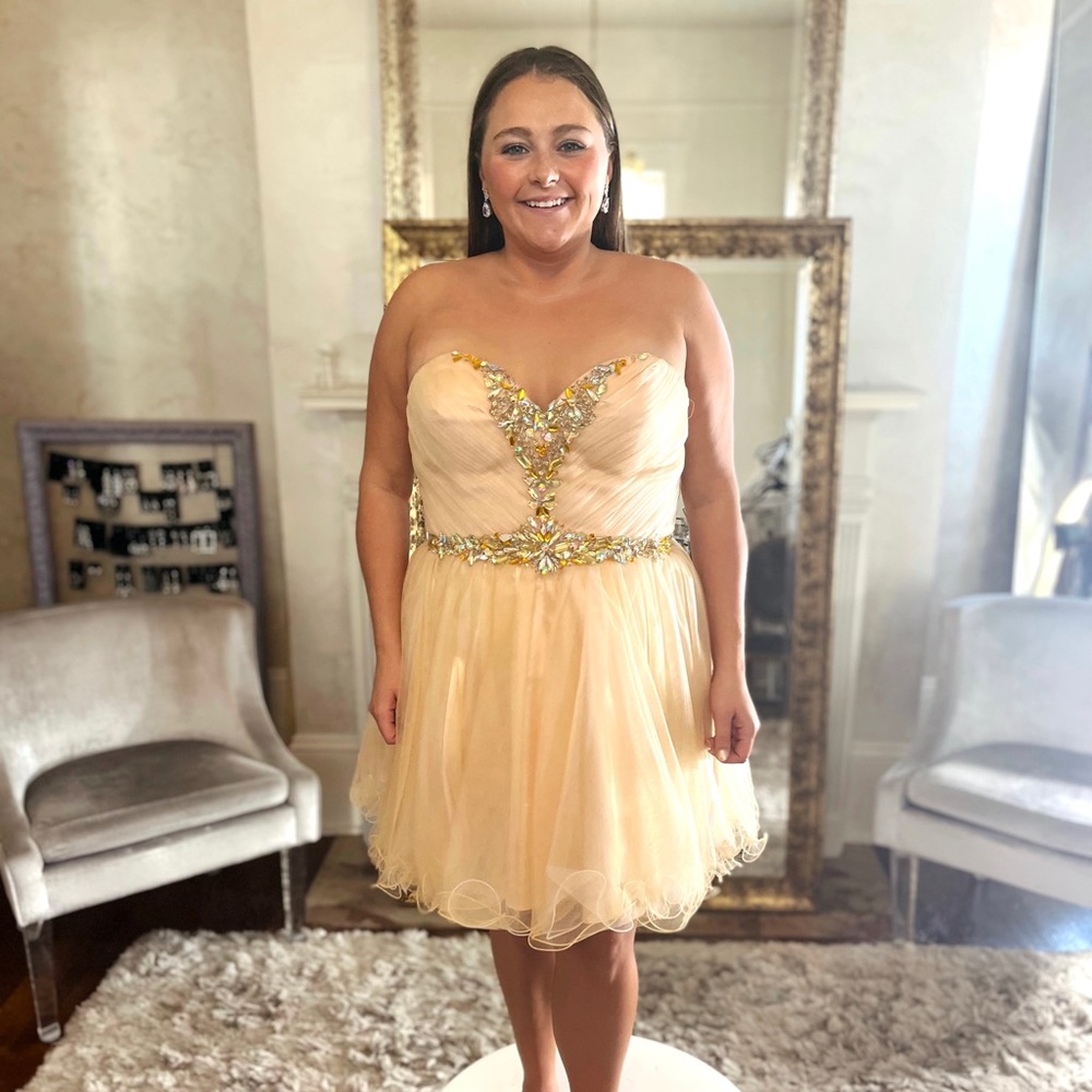 *SALE* gold sequin short dress size 16 - originally $250